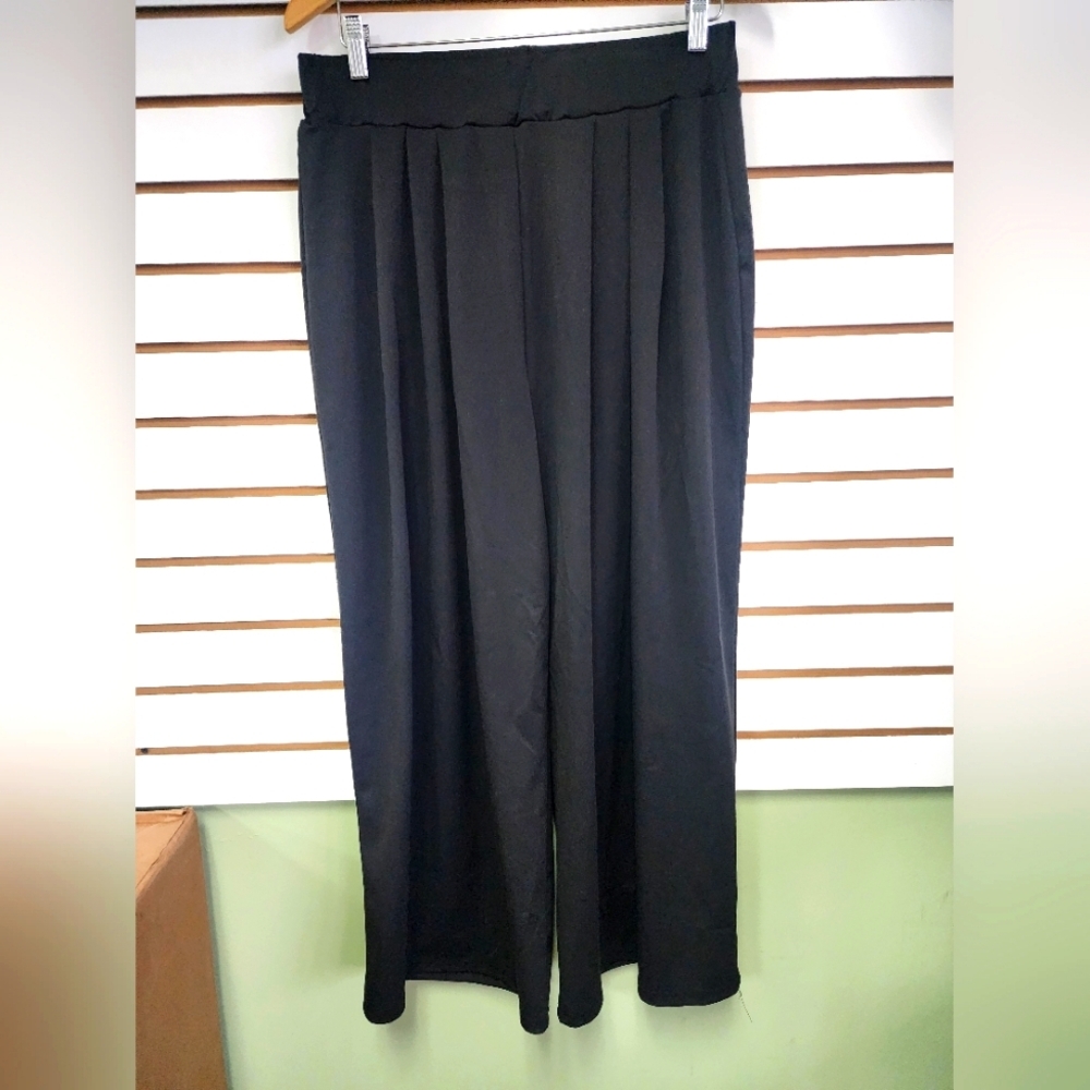 Chic Black Wide-Leg Pants 1x
